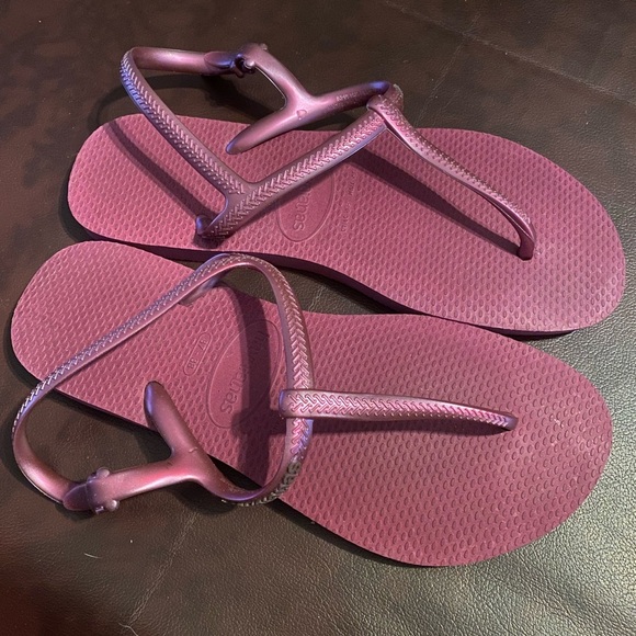 Havaianas - Picture 1 of 4